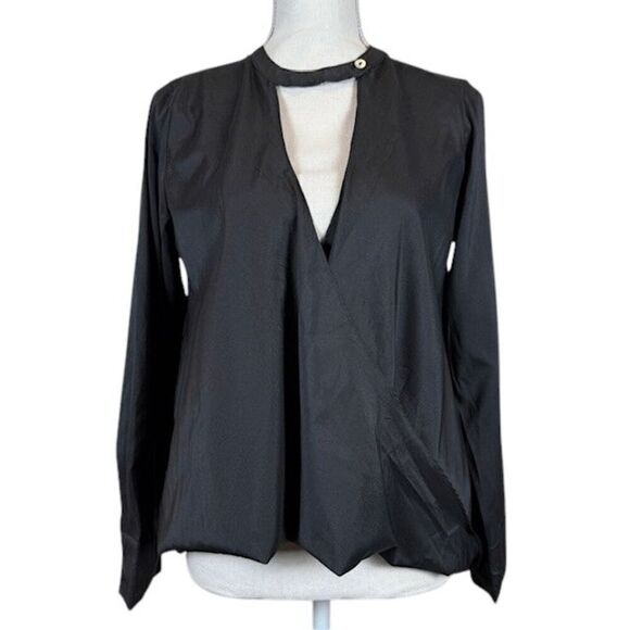 NWT Zanzea Wrap Look Black Blouse Choker Cut out Neckline Cuffs Size Medium - Picture 1 of 9